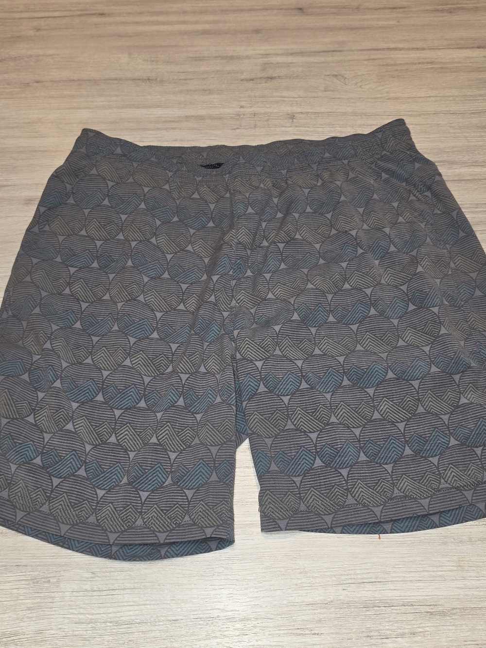 Kavu 7 Inch Shorts Men's Size Medium B7